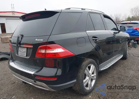 2014 Mercedes-Benz Ml 350 4Matic z USA, uszkodzony, nr VIN 4JGDA5HB8EA346196